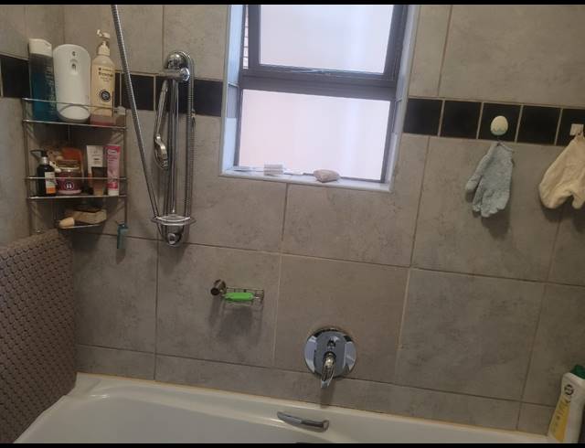 2 BEDROOM APARTMENT FOR SALE IN BISHOPSTOWE